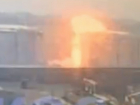Появилось видео взрыва резервуара с нефтью в Одесской области