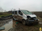 Под Одессой нетрезвый водитель опрокинул микроавтобус на трассе
