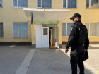 18-летний одессит пытался стрелять в восьмиклассника из пистолета ради видео