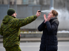 В Одессе военкомы насильно мобилизовали коммунальщика и залили женщину перцовкой