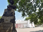 Одесские памятники Пушкину и Воронцову включили в список на снос