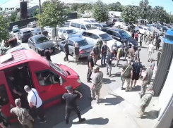 В Одессе произошло массовое побоище между военкомами и призывниками