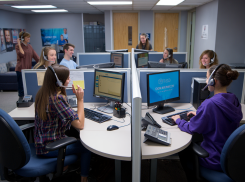 Одесское подполье: в Украине телефонных мошенников учат вкладывать душу в диалог