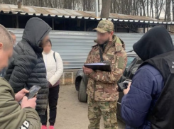 Одессита осудили за перевозку мужчин к границе и забрали его автомобиль
