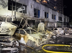 ПВО разнесло магазин, паркову, жилой дом и тренажёрный зал в Одессе