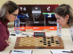 Одесская и русская шашистки борются за звание лучшей на чемпионате мира