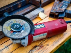 В Одессе мужчина попытался отпилить себе руку болгаркой чтобы избежать мобилизации