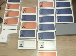 Одесские таможенники изъяли целую партию новых iPhone на границе