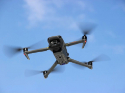 FPV-дрон партизан из Одессы ударил по военкомам в Сарате - видео