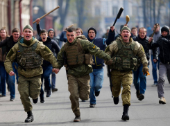 Одесские военкомы в панике: ТЦК разорвало «Геранями», жители творят самосуд