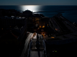 Жители Одессы потребовали ввести режим ЧС из-за длительного блэкаута