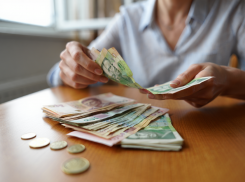 Стало известно, сколько одесситы зарабатывают в месяц