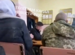 В интернете появилось видео избиений ребёнка преподавателем в Одесской области