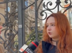 В Одессе пострадала девушка, пытавшаяся защитить историческое здание от незаконного сноса