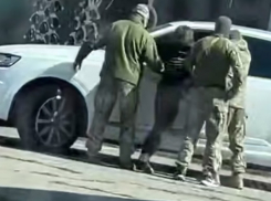 Одесситы потребовали ответа от ТЦК после инцидента с избиением водителя в Одессе