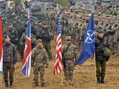 Одессу могут занять силы НАТО: Киев требует размещения миротворцев