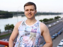 Мобилизованный в Одессе языковой инспектор продолжил войну с русскими вывесками