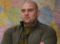 Зеленский ввел в Одессе военную администрацию и назначил мэром генерала ВСУ