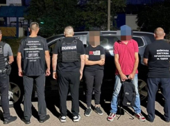 Таксистка из Одессы за деньги вывозила уклонистов в Молдову