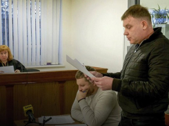 Мэра, грозившегося облить кислотой хозяйку турбазы под Одессой, собираются оправдать