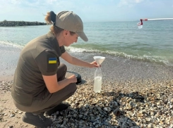 Вода в Черном море под Одессой осталась ядовитой после аварийного сброса канализации