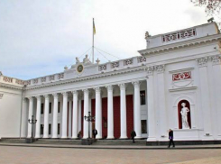 В Одессе заложили 6 миллионов рублей на ремонт окон и дверей в жилом доме