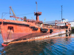 Суд продлил арест судовладелицы из-за аварии бункеровщика в порту Черноморск