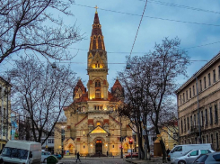 Новости Одессы: нападение военкомов, трамвайный киднеппинг, снос памятника Трампу