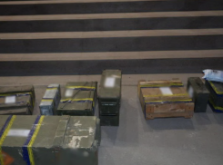 В Одесской области военные выносили оружие со склада и продавали его