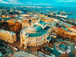 Новости Одессы: одесситы желают смерти Зеленскому, мазут дошел до Одессы, МИД РФ высмеяло дерусификацию дерева