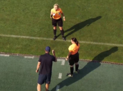 Футболистка из Одессы получила желтую карточку за русский язык на поле