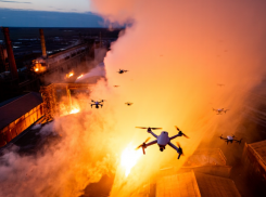 Ударили по объектам логистики под Харьковом и по энергетике в Павлограде, а взрывы в Одессе румыны смотрели как кино