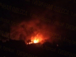 «Одесский порт охвачен огнём»: ВС РФ накрыли юг Украины волной ударов