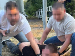 В Одессе полицейский вымогал деньги за проезд в комендантский час