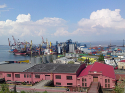 Экс-заместитель директора одесского порта избежал наказания за миллионные убытки