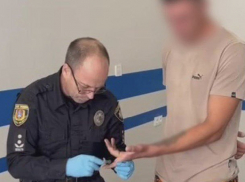 В Одесской области рецидивист избил и ограбил подростка