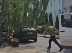Сотрудники ТЦК на Украине начали маскировать автобусы под транспорт «Новой почты»