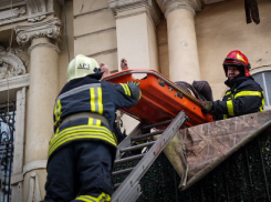 В больнице Одессы скончалась женщина, под которой обрушился балкон