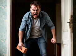 В Одессе муж-рогоносец раскрошил кирпичом головы жене и её любовнику