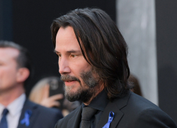 В Одессе предложили установить памятник Киану Ривзу вместо Екатерины II