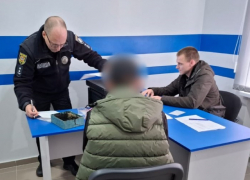 В Одесской области рецидивист ограбил 15-летнюю девочку