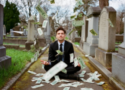 Одесским кладбищам чуть не выделили 4 миллиарда