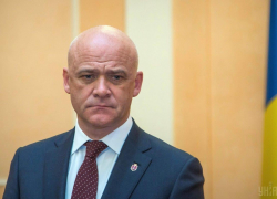 Суд отправил экс-мэра Одессы Геннадия Труханова под круглосуточный домашний арест