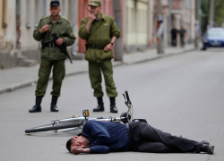 «Переломы ребер и госпитализация»: в Одессе сотрудники ТЦК сбили велосипедиста