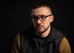 Стерненко: Сырский запретил военным ВСУ общаться со СМИ