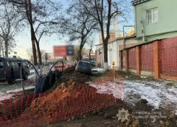 В Одессе Ford вылетел на тротуар и сбил подростка на оживлённом перекрёстке