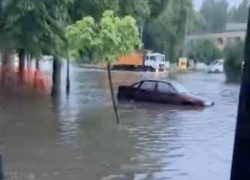 Одесса ушла под воду: ливень затопил улицы и парализовал инфраструктуру города