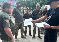 «Дуй, пакуй, комплектуй»: в Одессе сотрудники ТЦК пытали мобилизованных