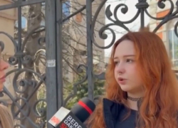 В Одессе пострадала девушка, пытавшаяся защитить историческое здание от незаконного сноса