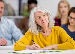 Вторая молодость за партой: в Одессе всё больше студентов после 40